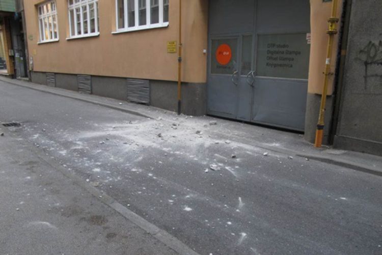 Na 50 metara od centra SSF-a padaju fasade