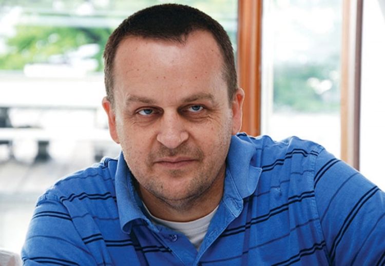 Nuhić: Muslimani varaju i svijet i sebe