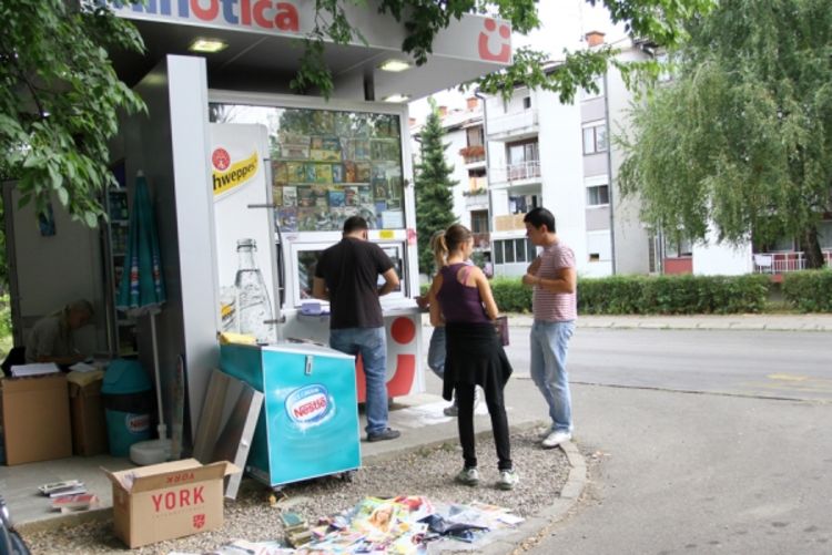 Banjaluka: Pretučena radnica kioska "Glasa Srpske", ukradeno 1.700 KM