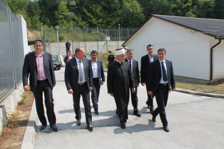 Kavazović zadovoljan uslovima u Imigracionom centru