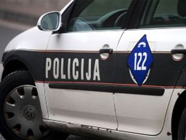 Sarajevo: Policija spriječila bacanje jaja na zgradu Vlade