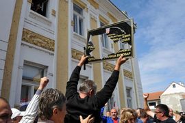Pobuna protiv ćirilice u Vukovaru, drugi dan
