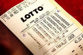 Policajac slavio u kafani, "sumnjiče" ga da je dobio loto sedmicu