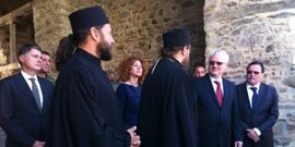 Ivo Josipović posjetio manastir Dečani