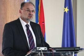 Kacin: Niti u jednom trenutku tema nije bila vraćanje viznog režima