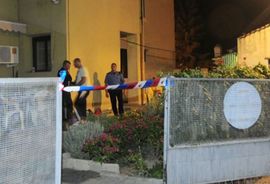 Tragedija u Zemunu: Ubio komšinicu, pucao u sina i snahu pa izvršio ...