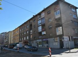 Policija traga za muškarcem koji napada ljude na Grbavici, građani mu ...