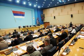 Burna rasprava u NSRS: Urediti stanje u bankarskom sektoru