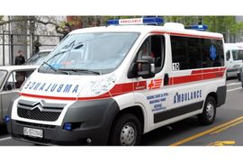 U Surčinu jedan ranjen, drugi pretučen pištoljem