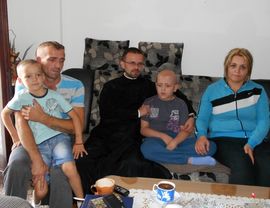 Devetogodišnji Dejan Marić iz Zvornika se bori sa tumorom