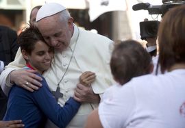 Papa: Izbjeglice nisu pioni na šahovskoj tabli čovječanstva