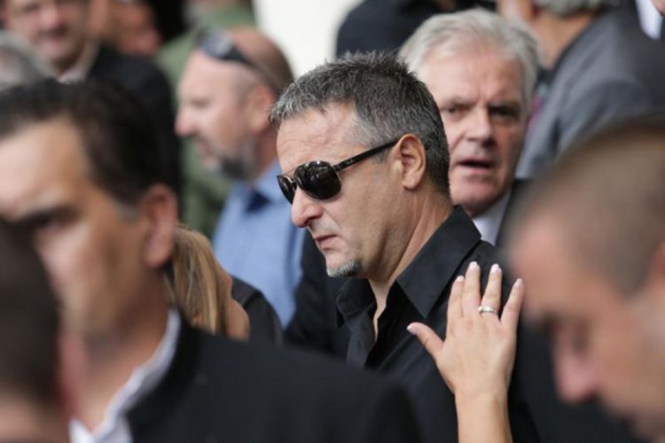 Na Bušićevoj sahrani Tompson, Mamić, Rojs, Šeks...