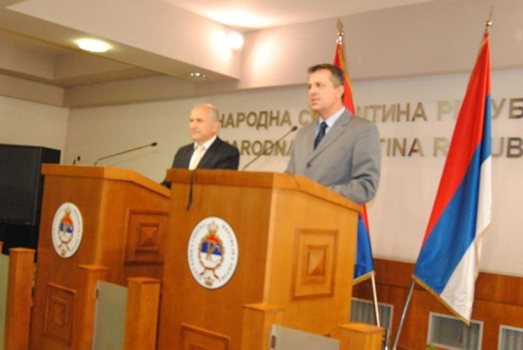 Radojičić: Neprovođenjem odluke Sejdić-Finci izgubićemo i 2014. godinu