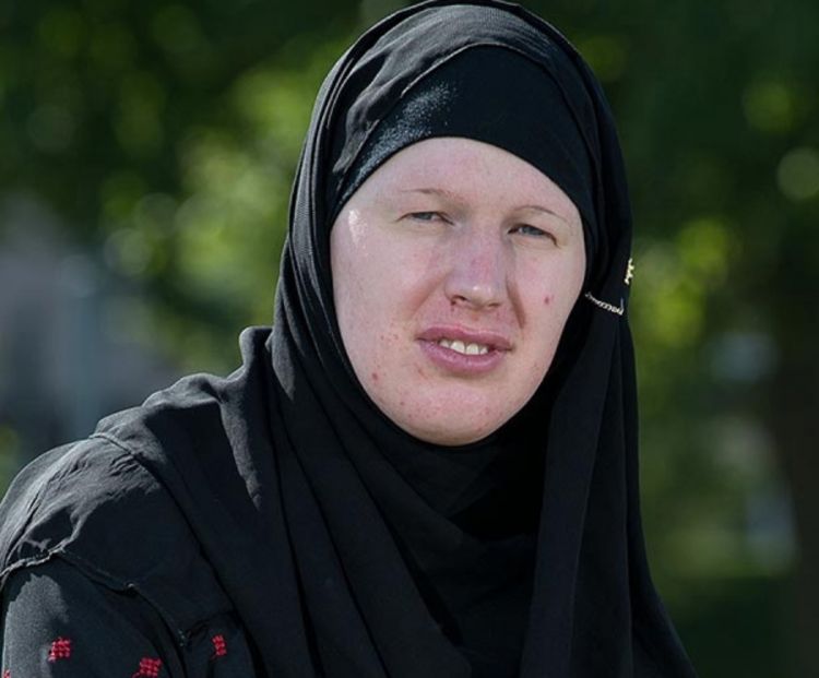 Bivši britanski vojnik promijenio pol i postao muslimanka