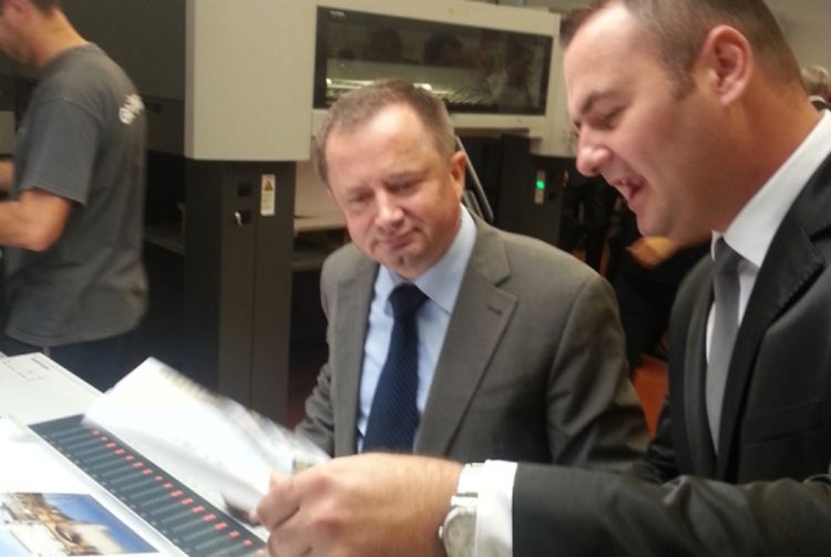 Grafotisak prva firma u BIH s odobrenjem za kućno carinjenje