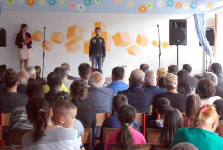 Obilježen dan škole u Donjim Agićima