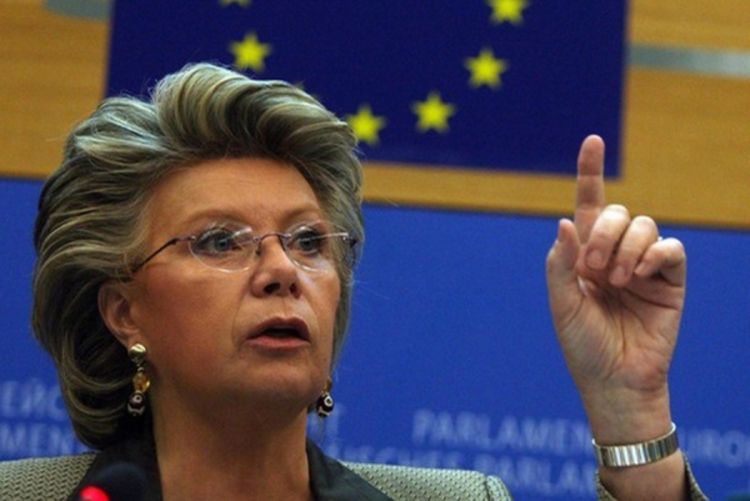 Reding: Hrvatska iznevjerila povjerenje, slijede sankcije
