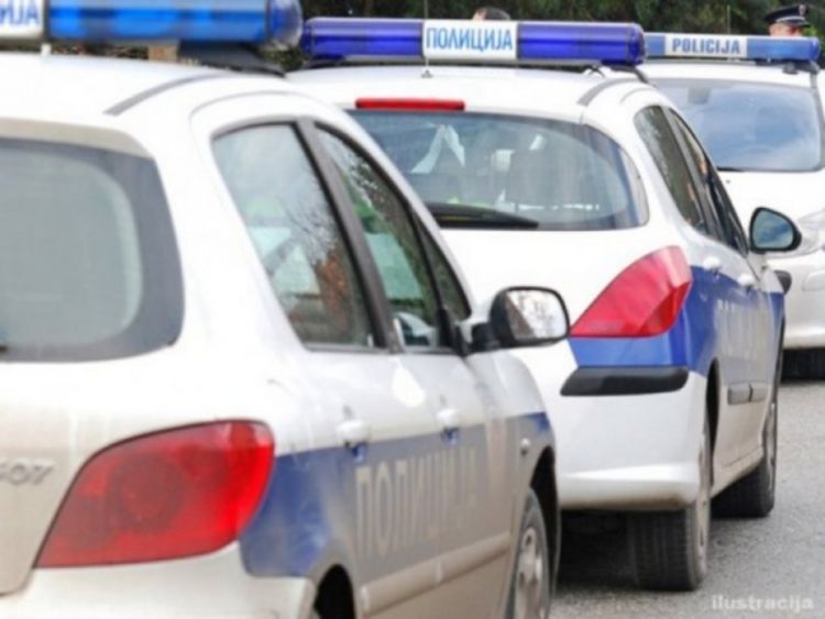 Rakovica: Muž nožem ispred obdaništa zaklao svoju ženu