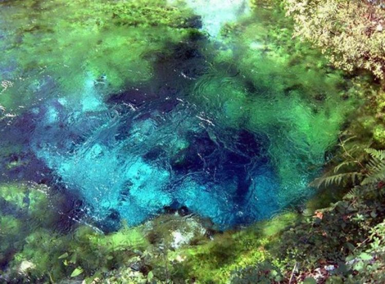 Čudo prirode: Ovo je jezero koje nema dno 