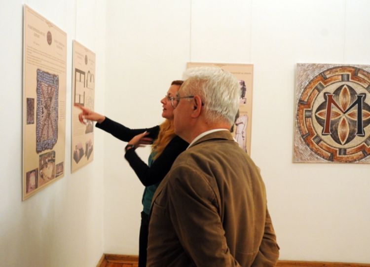 "Naisus i Mediana" u Banskom dvoru