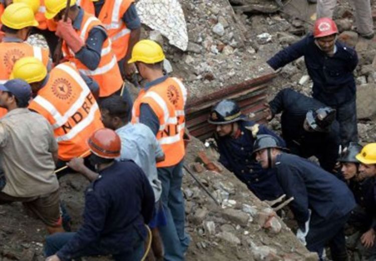 Mumbaj: U rušenju zgrade 45 mrtvih