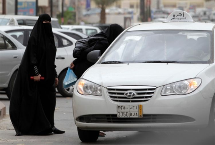  Saudijski sveštenik: Žene koje voze oštećuju jajnike