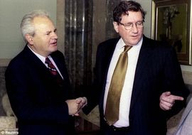 Holbruk: Milošević je preklinjao da spriječimo pad Banjaluke