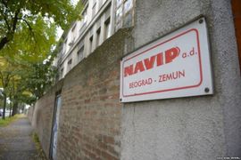 Propast Navipa: Od šampanjca do korova