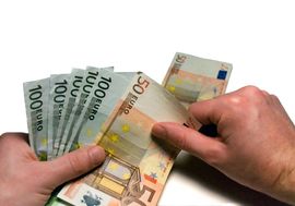Uzeo im po 2.000 evra, a nije ih zaposlio?
