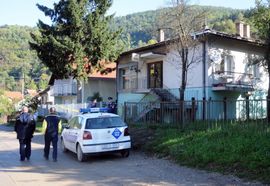 Banjaluka: Pljačkaši ukrali 73.000 KM za penzije, pa pobjegli golfom 3