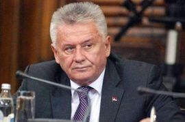 Ministar Velimir Ilić izdaje nekretnine za 40.000 evra