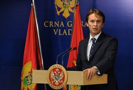 Gej paradu u Podgorici obezbjeđivaće 2.000 policajaca