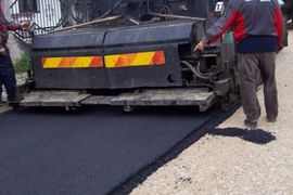 Bihać: Mještani Ulice Sile nebeske nakon 30 godina dobili asfalt