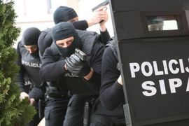 Akcija Lutka: Uhapšen visoki federalni funkcioner
