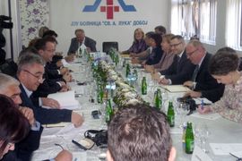 Septembarske plate za radnike u zdravstvu sa doprinosima