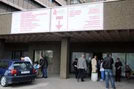 Plate radnicima Kliničkog centra 4. novembra