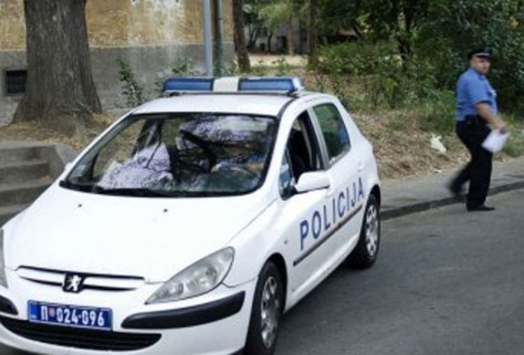 Nađeno tijelo muškarca sa ogrebotinama po licu i rukama
