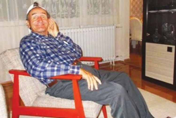 Banjaluka: Čika Ale u novoj fotelji uz zahvalu svim ljudima dobre volje