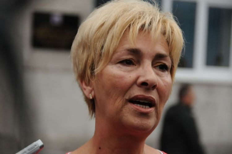 Uobičajeno da popisivači materijale nose kući