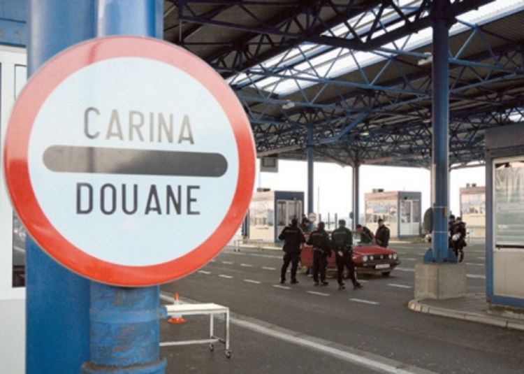 U toku hapšenje grupe carinika u Srbiji