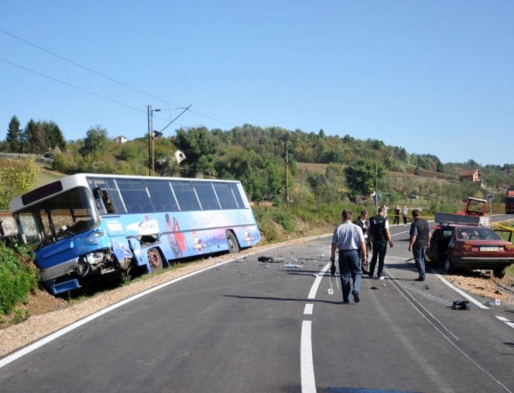 Prepoloviti broj žrtava na putevima