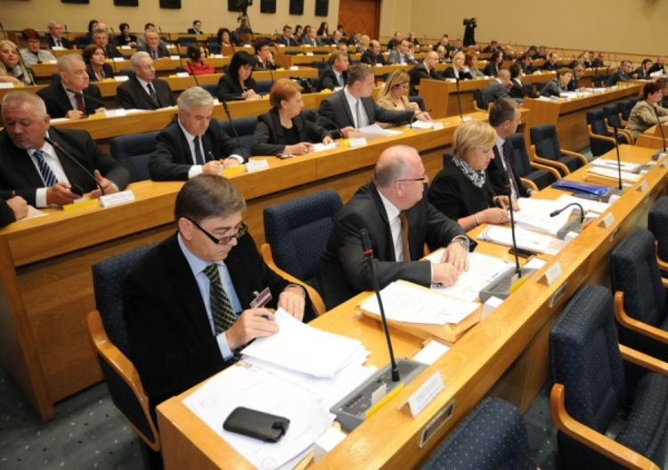 Budžet i IRB RS podijelili poslanike