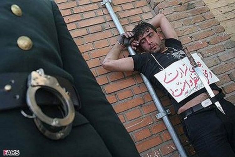 Iran zbog homoseksualnosti na rođendanu uhapsio 17 osoba