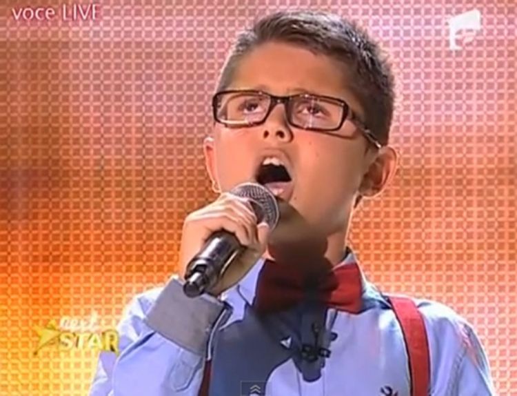 Slijepi dječak (10) rasplakao žiri hitom My Way