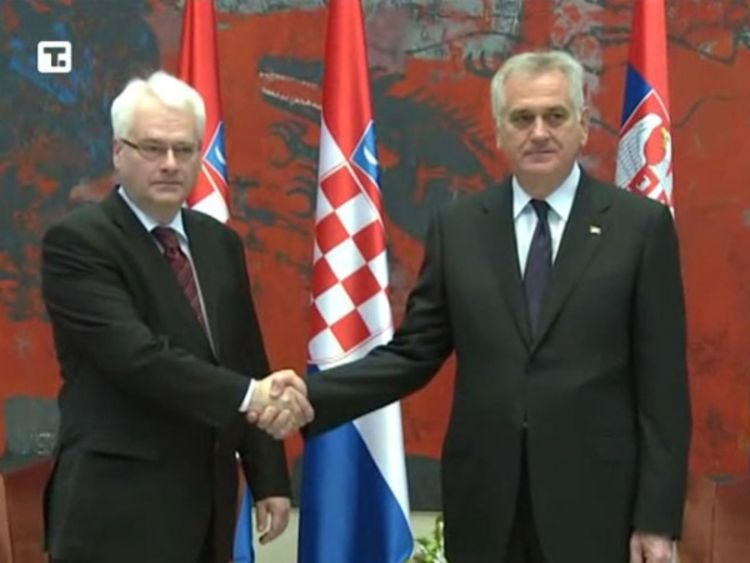Josipović danas sa hrvatskom manjinom