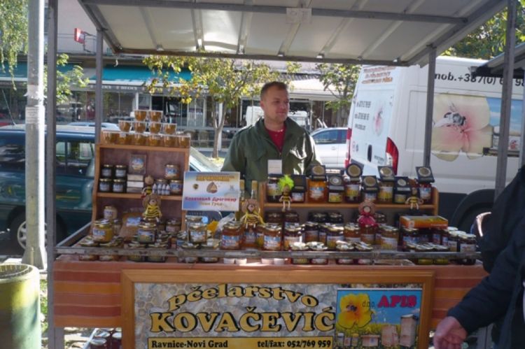 Otvoren Sajam meda i pčelinjih proizvoda