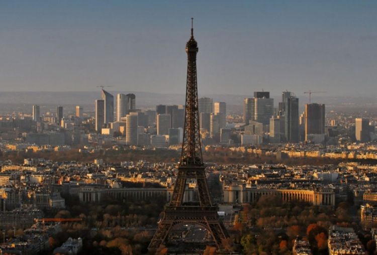 Kupite Pariz za 706,9 milijardi evra