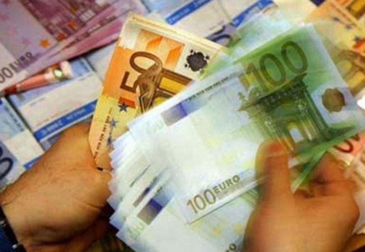 Evro iznad 1,38 dolara