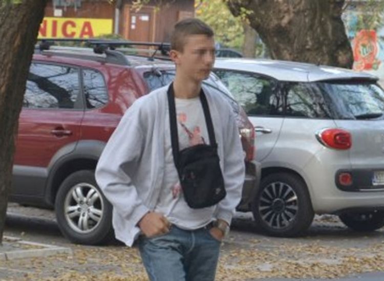 Učenik koji je izbo reketaše osuđen na uslovnu kaznu