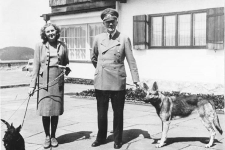 Hitler doživio 73. sa Evom Braun i njihove dvije kćerke?